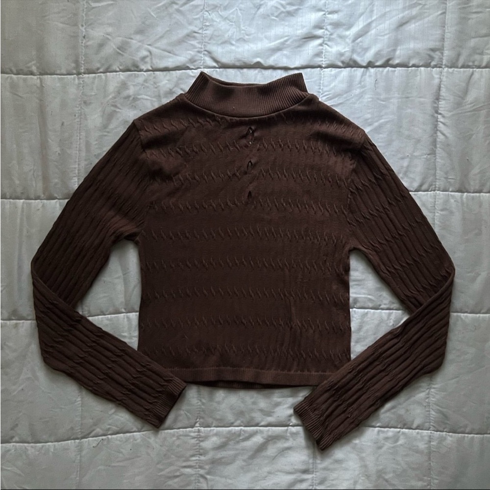 brown sweater